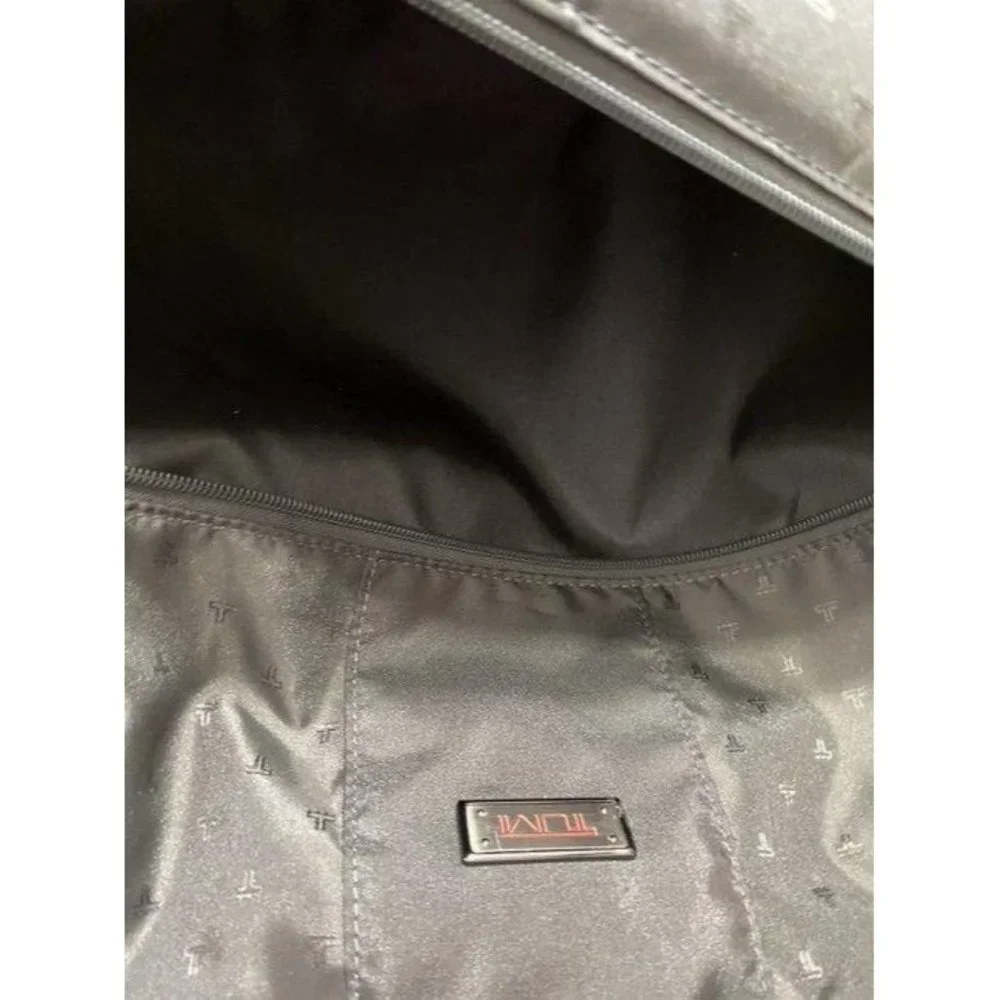 tumi alpha kleidersack black nylon weekendtravel b